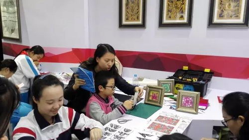 指尖上的非遺傳承 傳統(tǒng)與創(chuàng)意的藝術(shù)交融